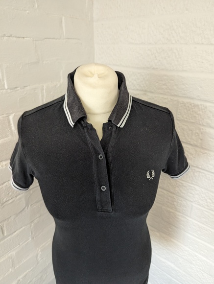 Fred Perry Polo Shirt - Size 10 - Black & White - Pique Cotton - P2P 16" - Picture 2 of 7